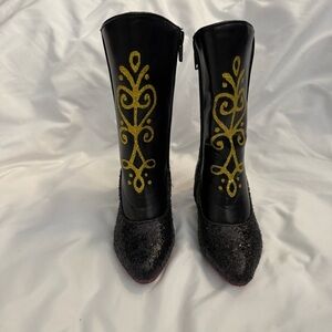 NWOT Disney Frozen Anna Black and Gold Glitter Boots 7/8